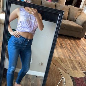 “Good Vibes” muscle tank.